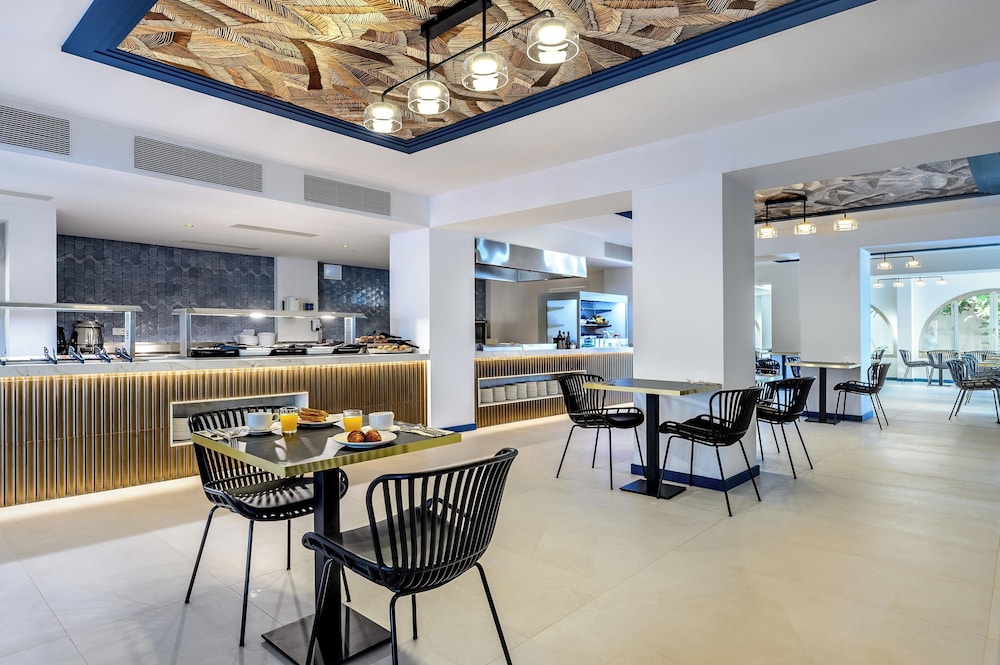 Hotel Vibra Palma Cactus — Restaurant & bars in Playa de Palma, Balearic Islands