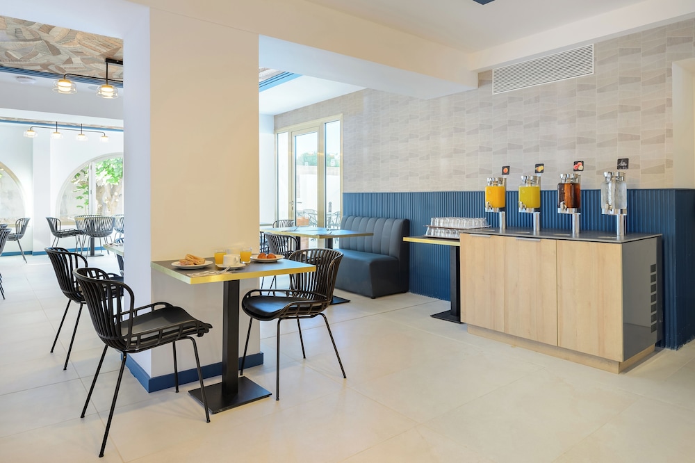 Hotel Vibra Palma Cactus — Restaurant & bars in Playa de Palma, Balearic Islands