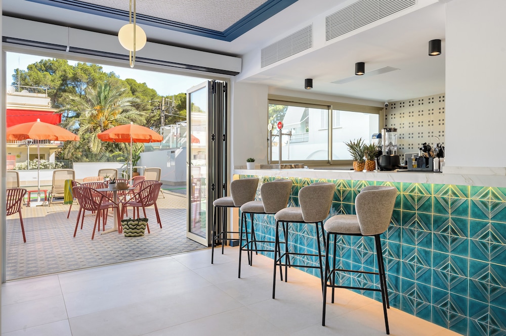 Hotel Vibra Palma Cactus — Restaurant & bars in Playa de Palma, Balearic Islands