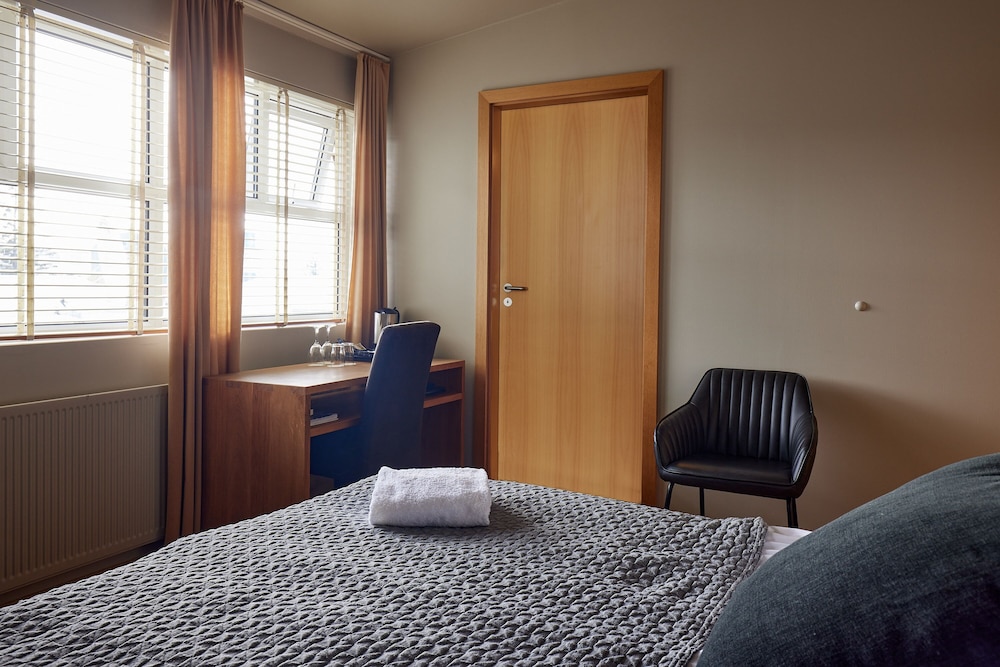Hotel Fron — Hotel rooms in Reykjavik, Capital Region