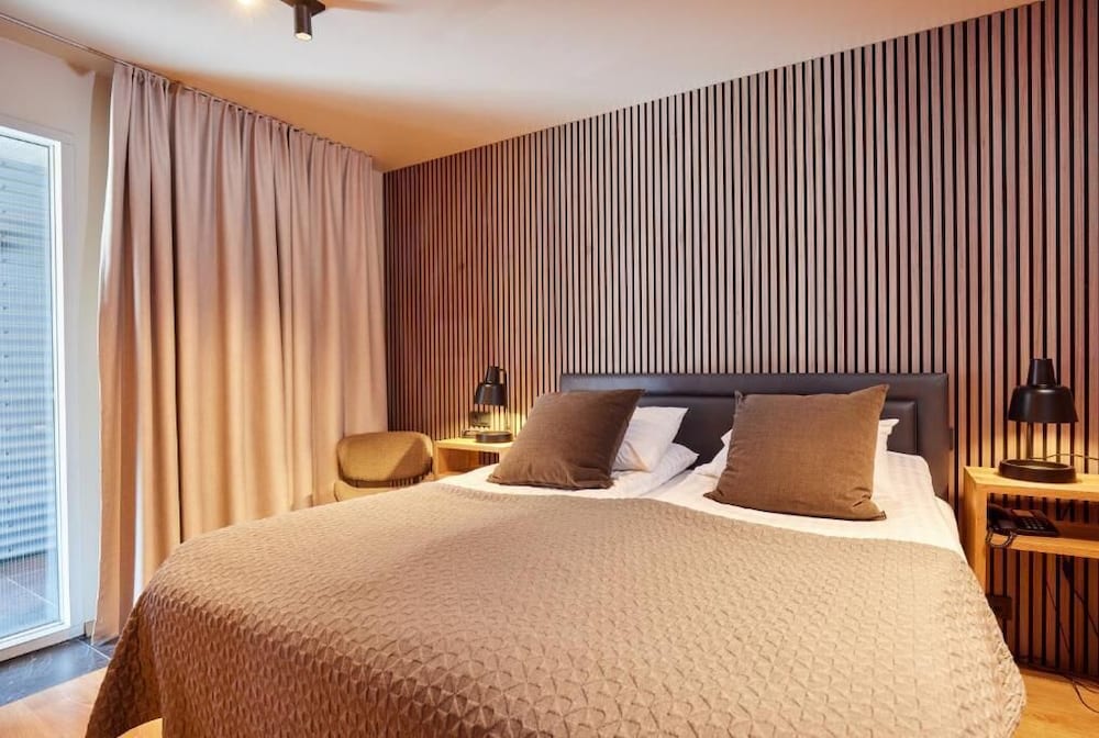 Hotel Fron — Hotel rooms in Reykjavik, Capital Region