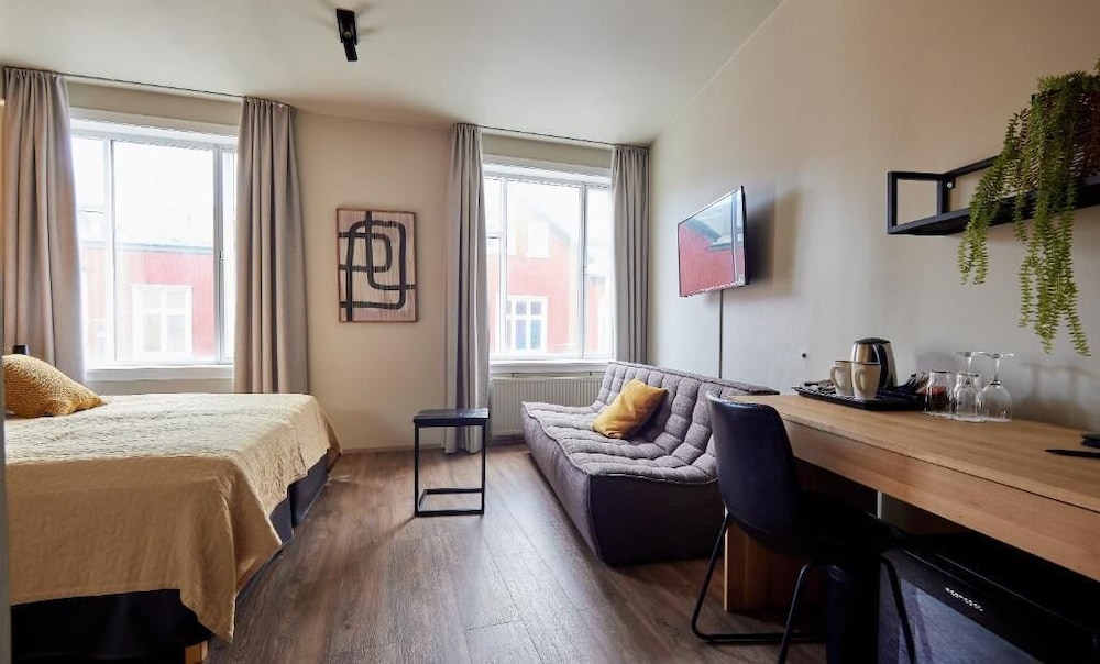 Hotel Fron — Hotel rooms in Reykjavik, Capital Region