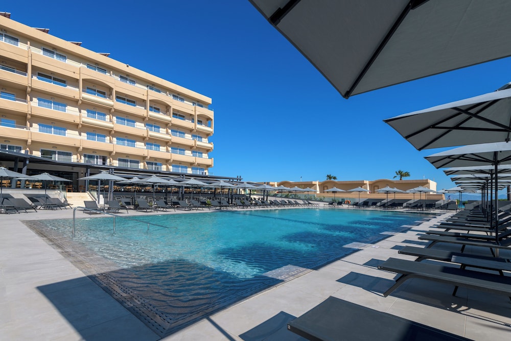 Sun Beach Resort — Swimming pool in Ialyssos, South Aegean
