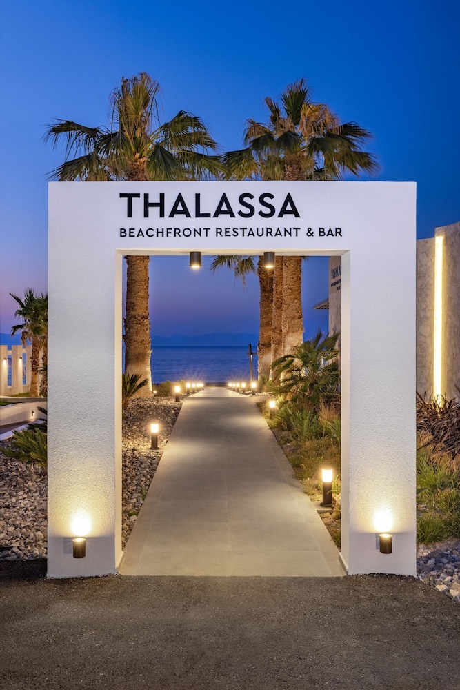 Sun Beach Resort — Restaurant & bars in Ialyssos, South Aegean