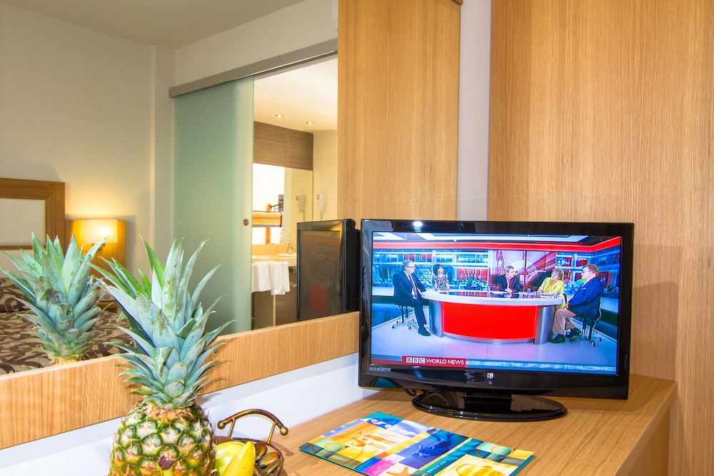 Sun Palace Hotel - All inclusive — Hotel rooms in Faliraki, South Aegean