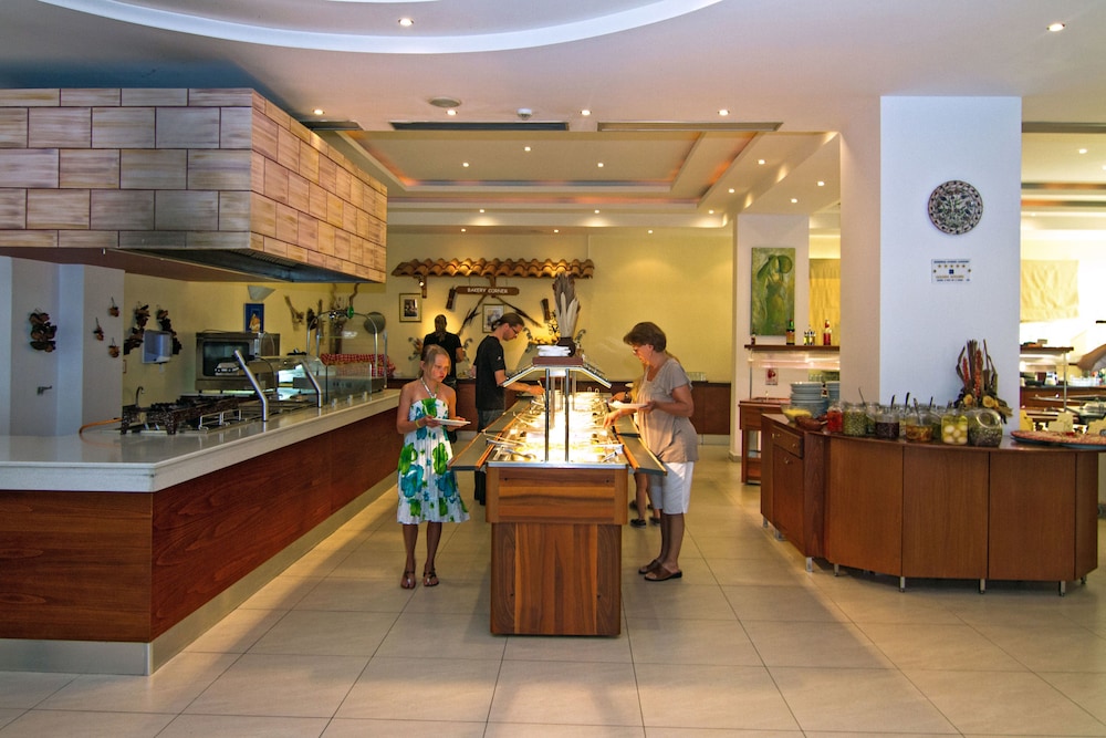 Sun Palace Hotel - All inclusive — Restaurant & bars in Faliraki, South Aegean