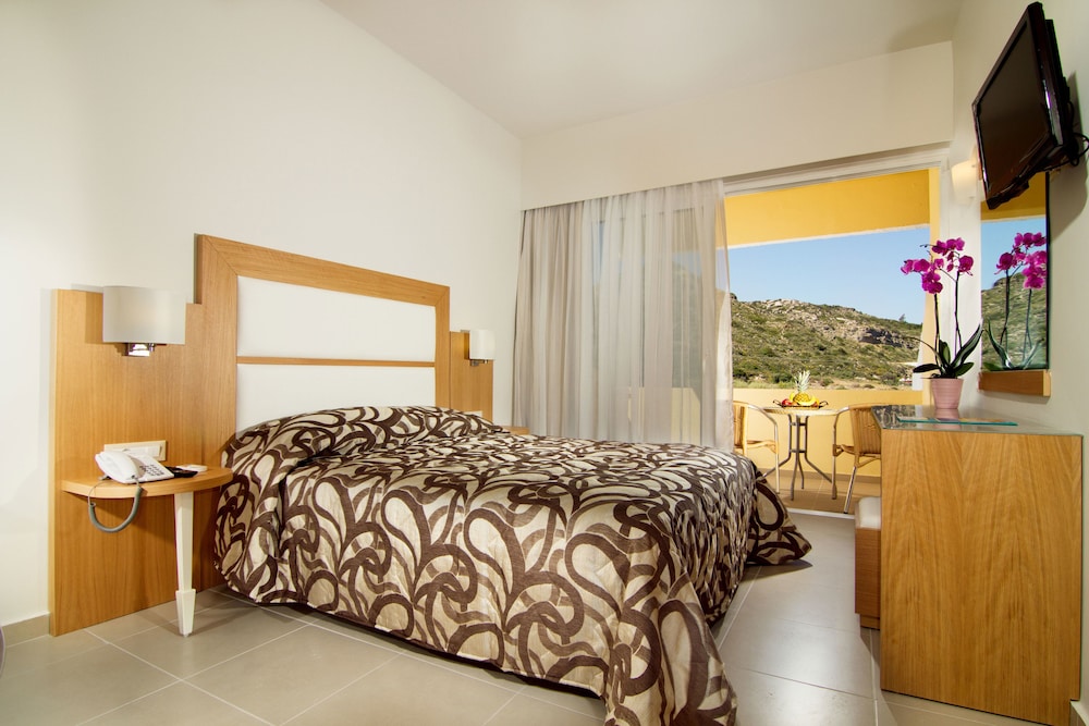 Sun Palace Hotel - All inclusive — Hotel rooms in Faliraki, South Aegean