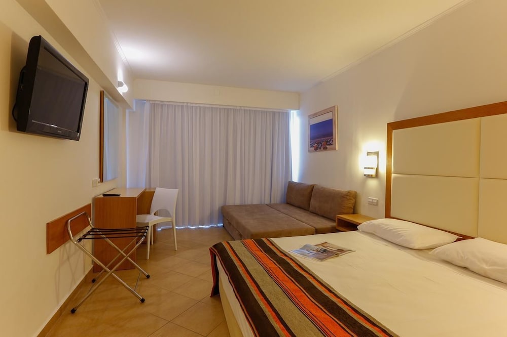 Sun Palace Hotel - All inclusive — Hotel rooms in Faliraki, South Aegean