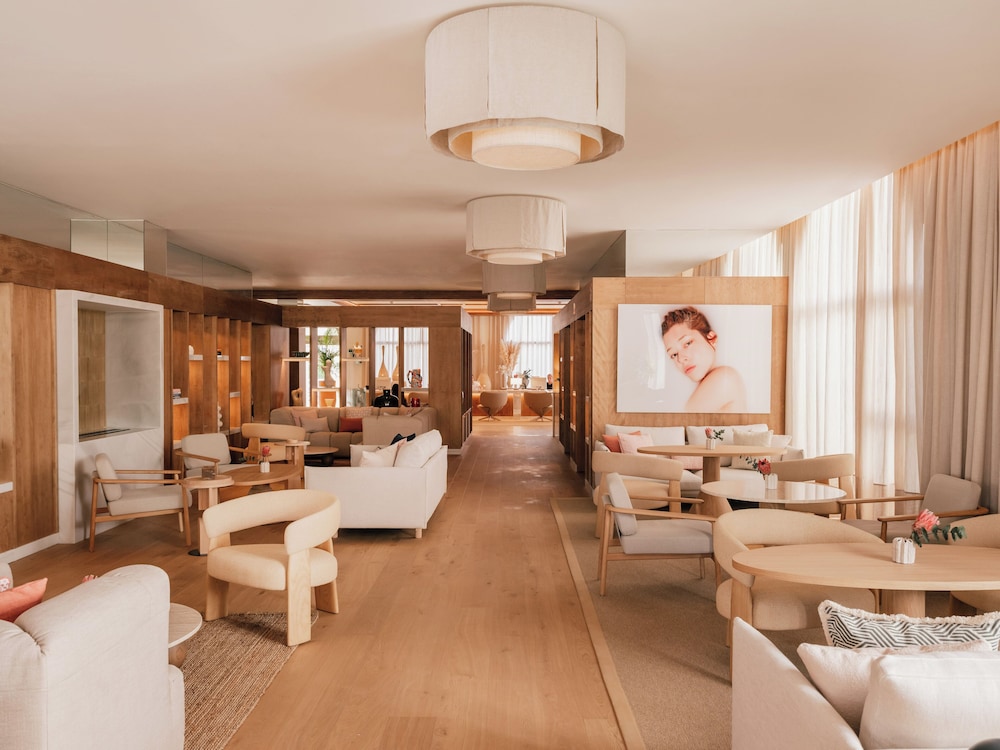 ME Marbella by Meliá — Restaurant & bars in Marbella, Andalusia