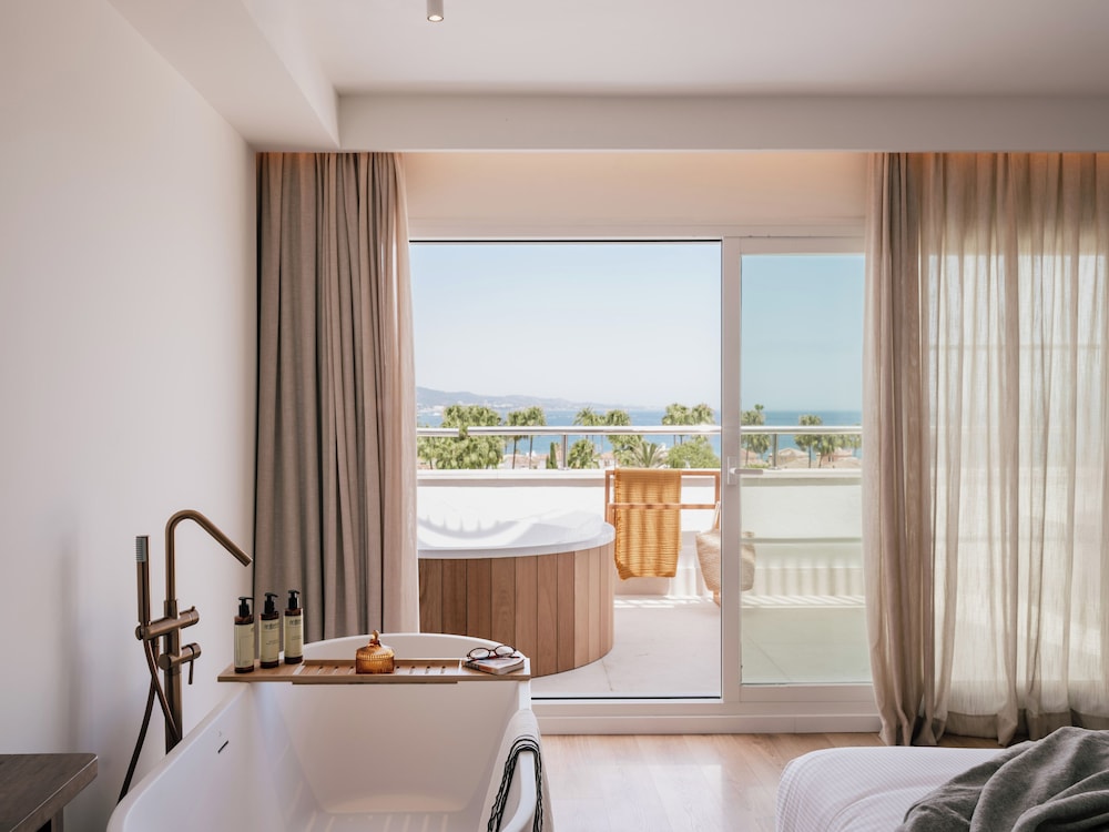 ME Marbella by Meliá — Hotel rooms in Marbella, Andalusia