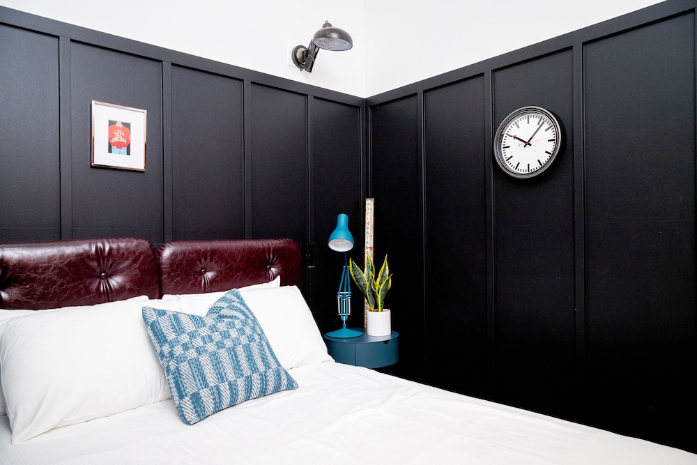 The Chicago Hotel Collection River North — Hotel rooms in Chicago, Illinois