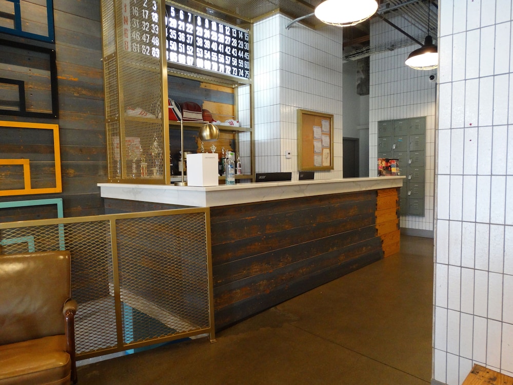 The Chicago Hotel Collection River North — Restaurant & bars in Chicago, Illinois