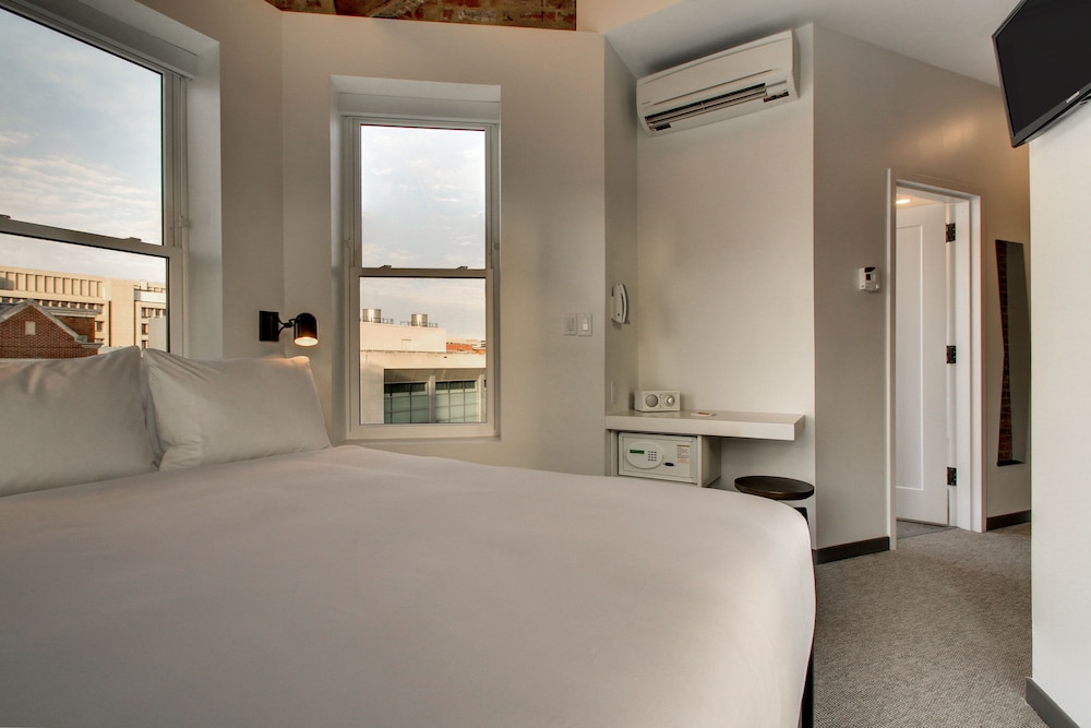 Hotel Hive — Hotel rooms in Washington, District of Columbia