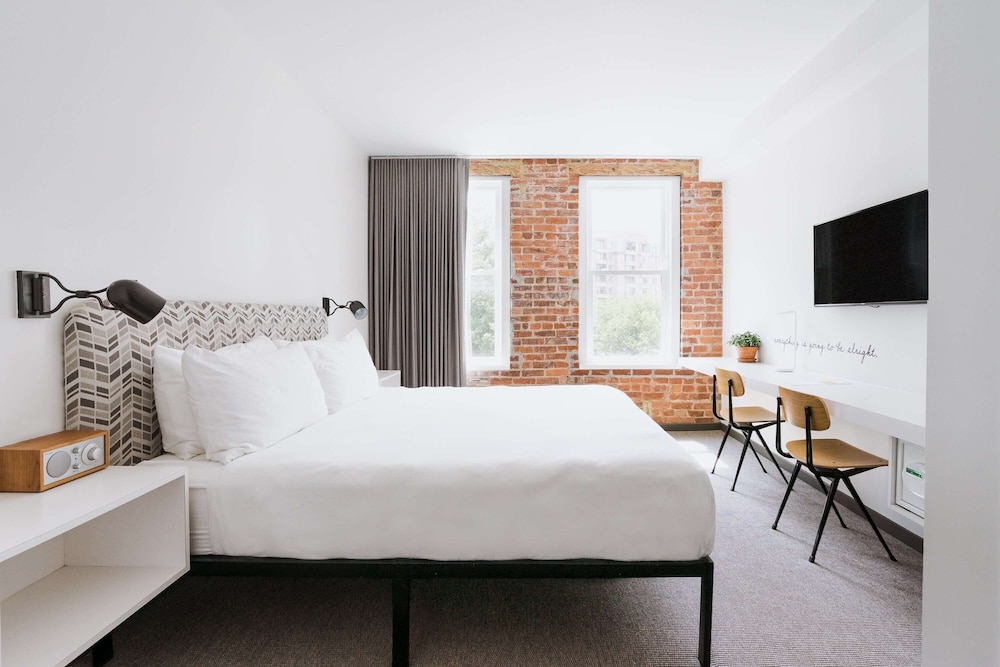 Hotel Hive — Hotel rooms in Washington, District of Columbia