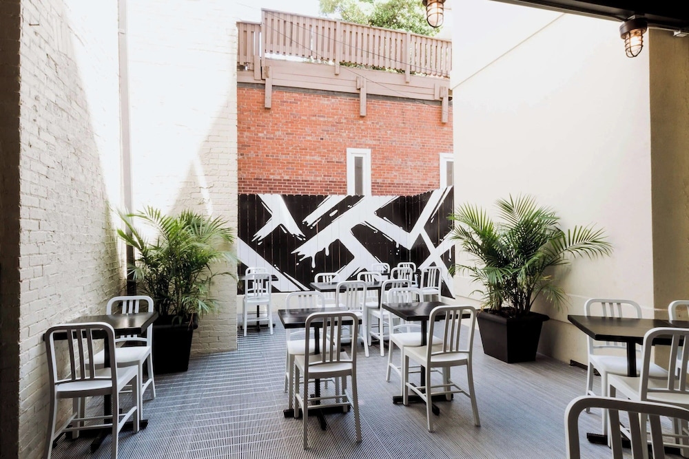 Hotel Hive — Restaurant & bars in Washington, District of Columbia