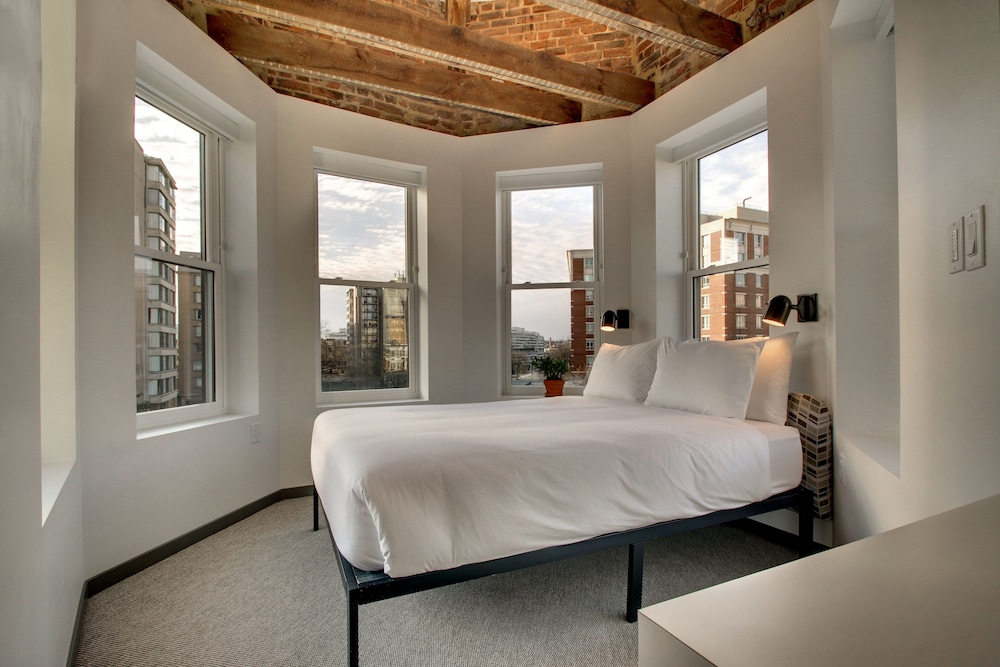 Hotel Hive — Hotel rooms in Washington, District of Columbia