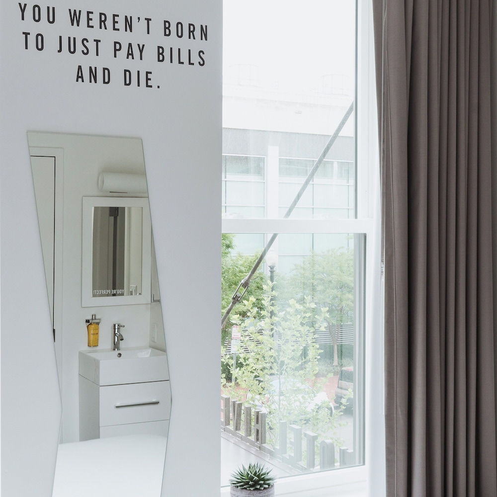 Hotel Hive — Hotel rooms in Washington, District of Columbia