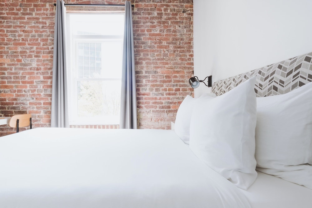 Hotel Hive — Hotel rooms in Washington, District of Columbia