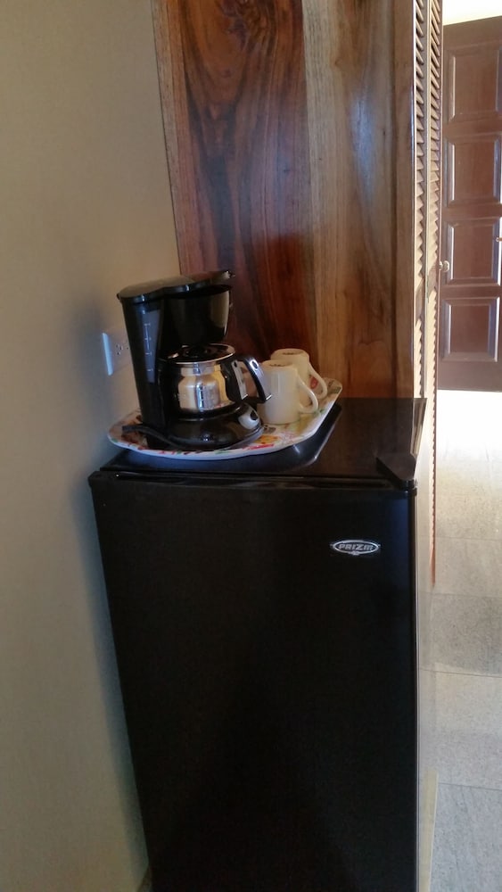 Charela Inn Hotel — Hotel rooms in Negril