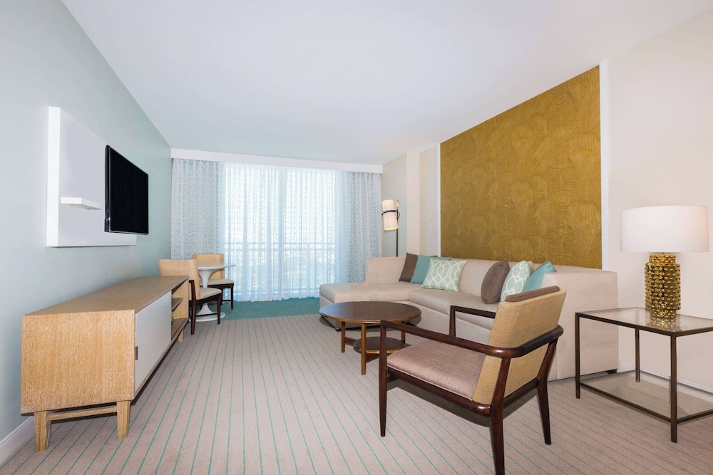 Wyndham Grand Clearwater Beach — Hotel rooms in Clearwater, Florida