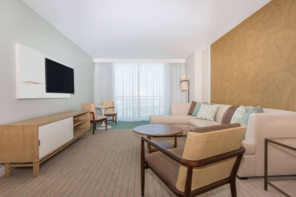 Wyndham Grand Clearwater Beach — Hotel rooms in Clearwater, Florida