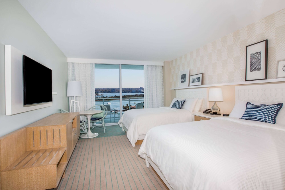 Wyndham Grand Clearwater Beach — Hotel rooms in Clearwater, Florida