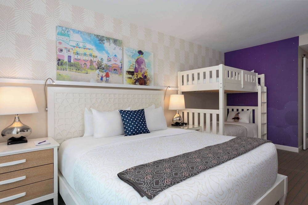 Wyndham Grand Clearwater Beach — Hotel rooms in Clearwater, Florida
