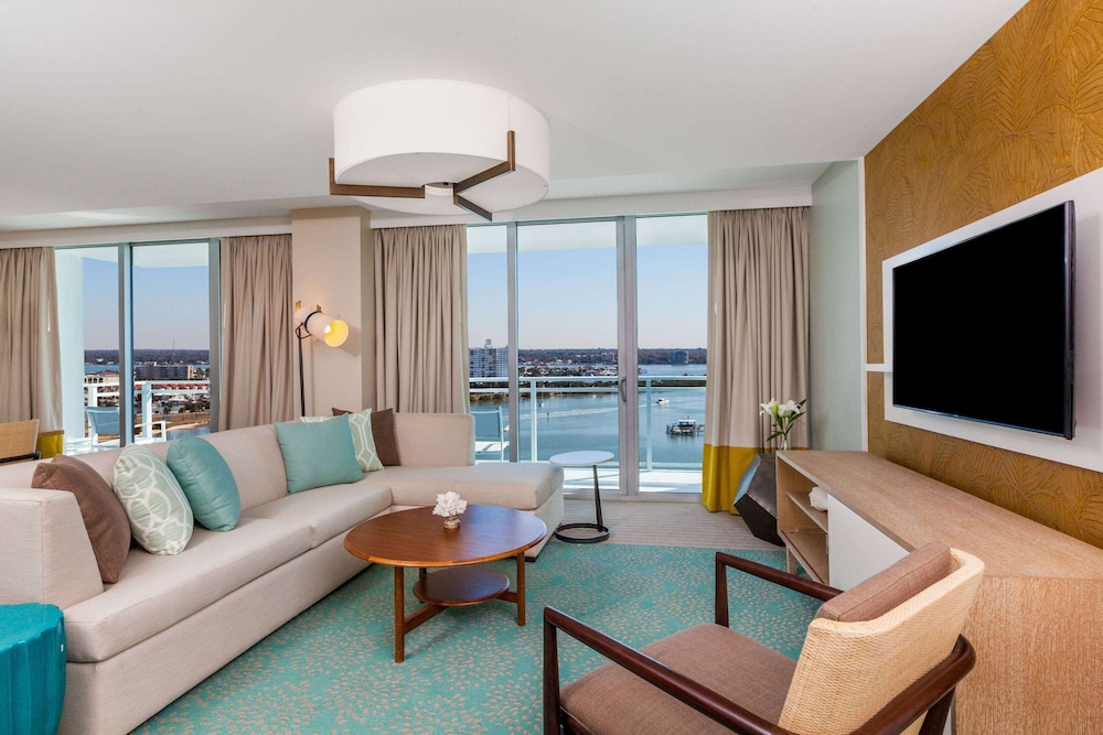 Wyndham Grand Clearwater Beach — Hotel rooms in Clearwater, Florida