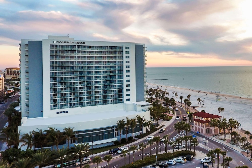 Wyndham Grand Clearwater Beach — Hotel building in Clearwater, Florida