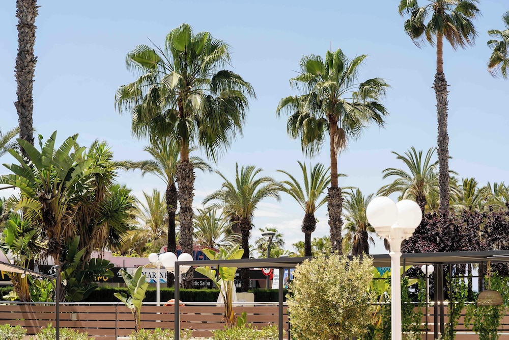 Hotel Planas — Attractions in the area in Salou, Catalonia