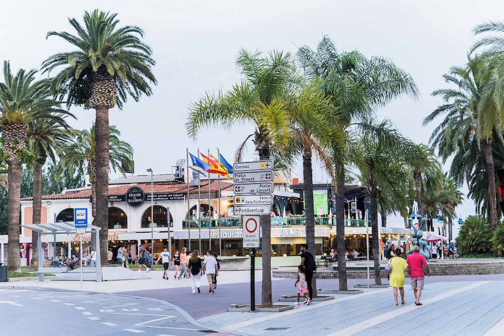 Hotel Planas — Attractions in the area in Salou, Catalonia