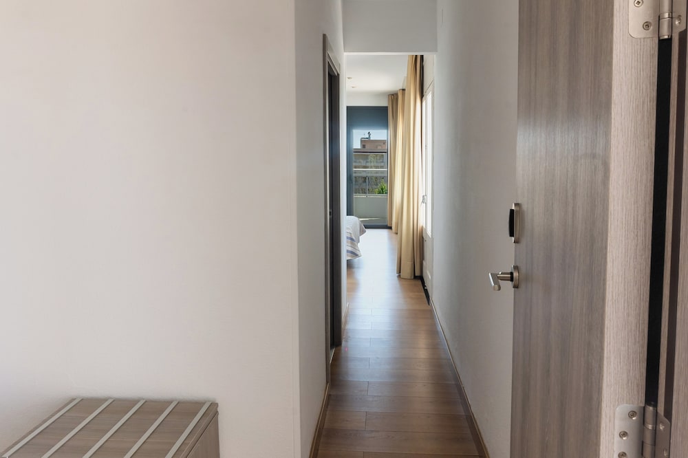Hotel Planas — Hotel rooms in Salou, Catalonia