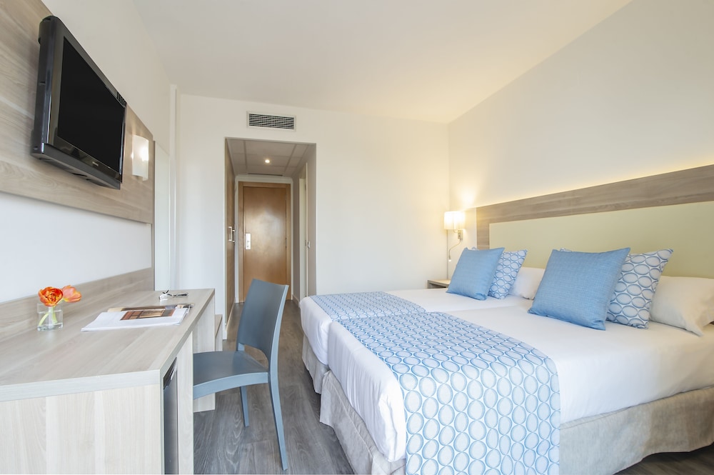Hotel Benidorm East by Pierre & Vacances — Hotel rooms in Benidorm, Valencian Community