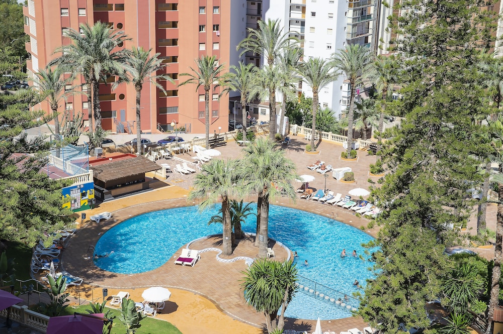 Hotel Benidorm East by Pierre & Vacances — Swimming pool in Benidorm, Valencian Community