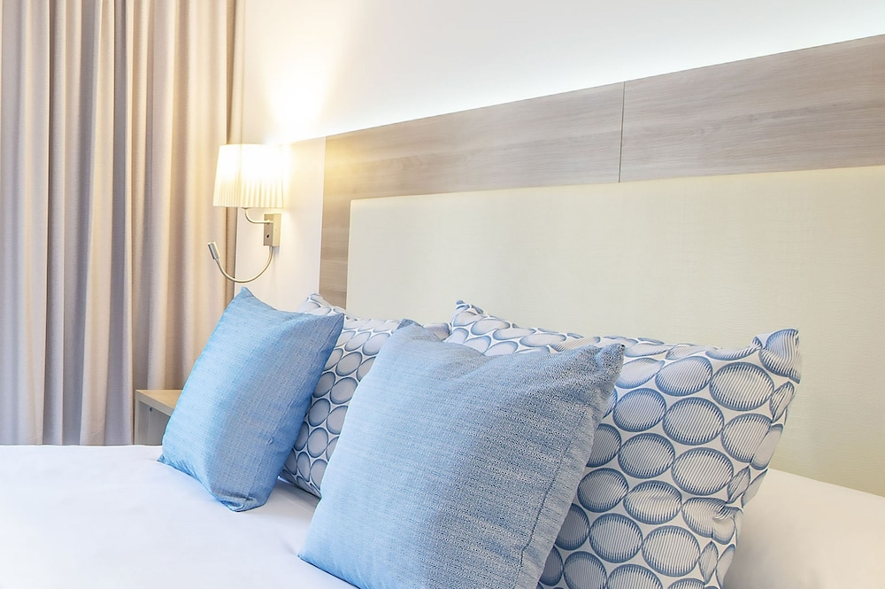 Hotel Benidorm East by Pierre & Vacances — Hotel rooms in Benidorm, Valencian Community