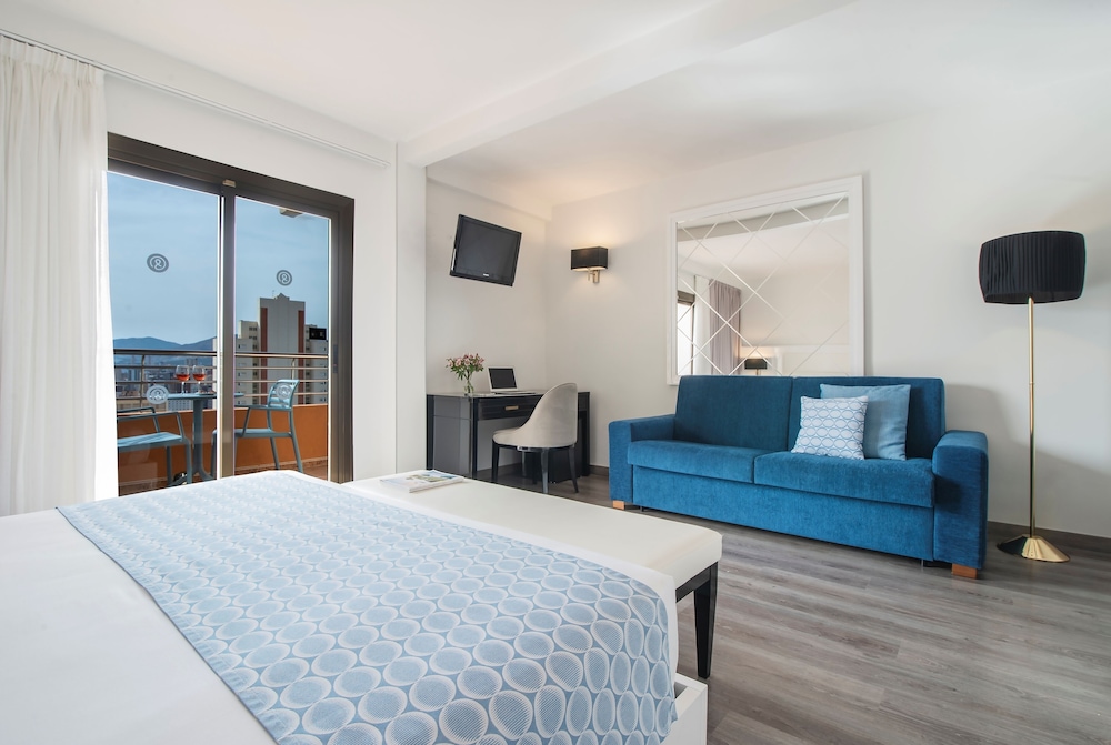 Hotel Benidorm East by Pierre & Vacances — Hotel rooms in Benidorm, Valencian Community