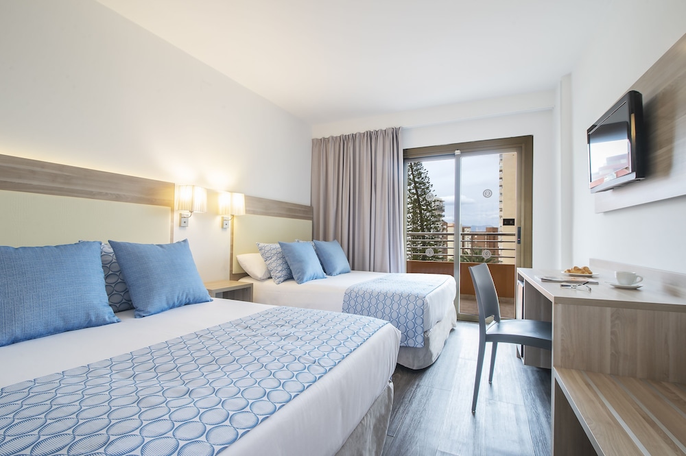 Hotel Benidorm East by Pierre & Vacances — Hotel rooms in Benidorm, Valencian Community