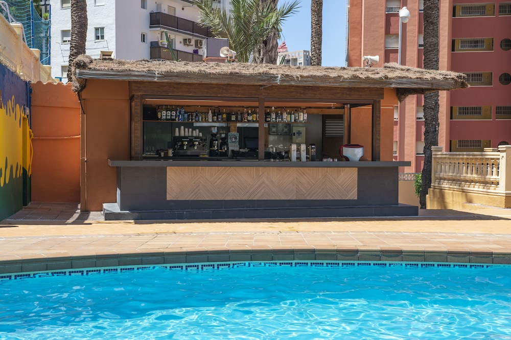 Hotel Benidorm East by Pierre & Vacances — Restaurant & bars in Benidorm, Valencian Community