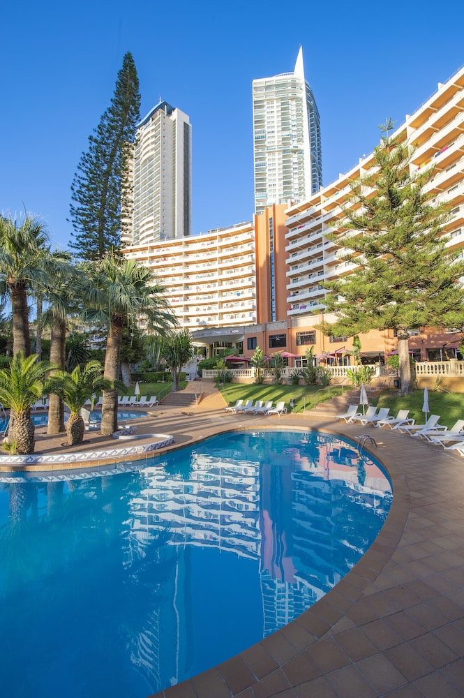 Hotel Benidorm East by Pierre & Vacances — Swimming pool in Benidorm, Valencian Community