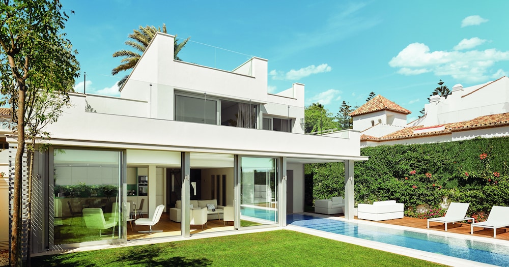 Puente Romano Marbella — Rooms in Marbella, Andalusia