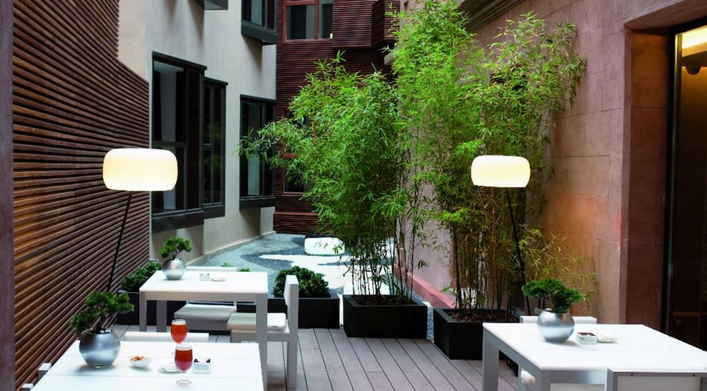 Catalonia Catedral Hotel — Restaurant & bars in Barcelona, Catalonia