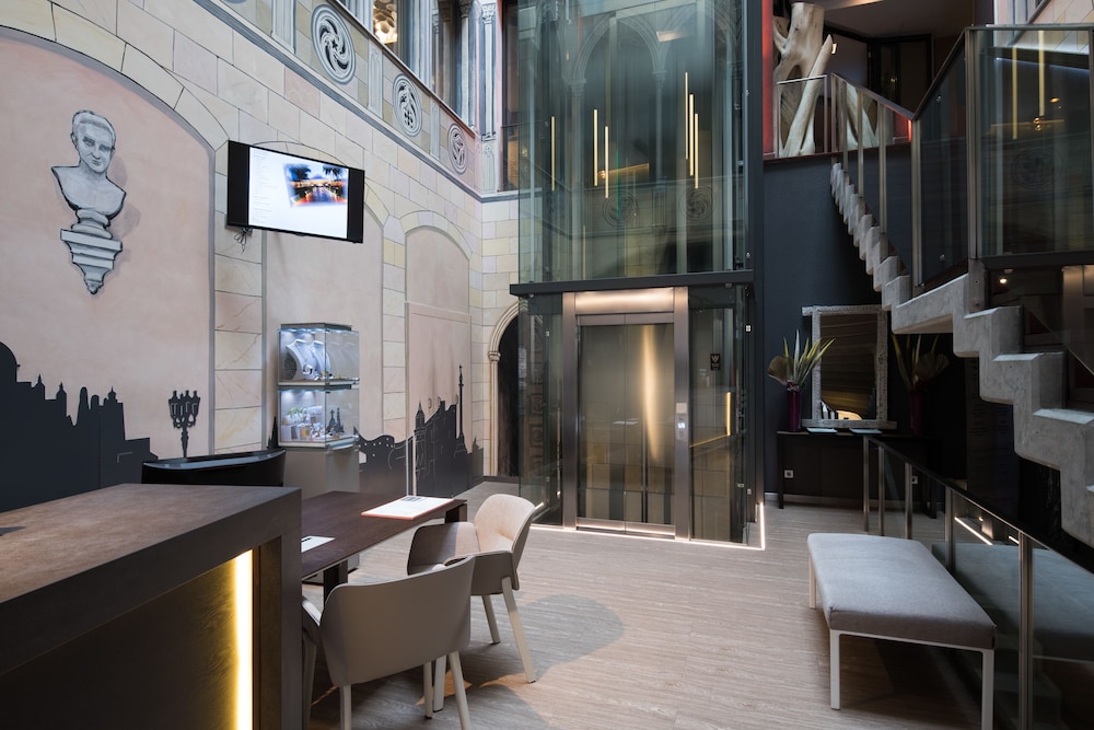 Catalonia Catedral Hotel — Hotel building in Barcelona, Catalonia