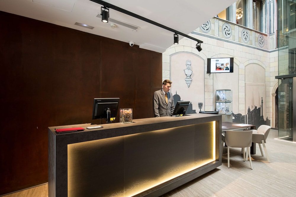Catalonia Catedral Hotel — Hotel building in Barcelona, Catalonia