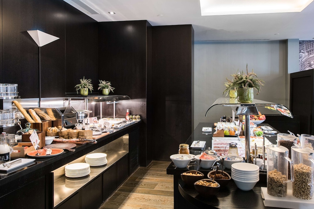 Catalonia Catedral Hotel — Restaurant & bars in Barcelona, Catalonia