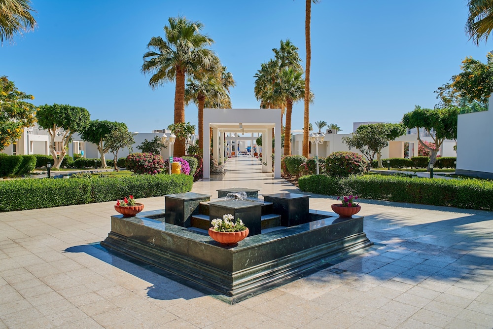 Jolie Ville Resort & Casino Sharm El Sheikh — Hotel building in Sharm El Sheikh, Red Sea