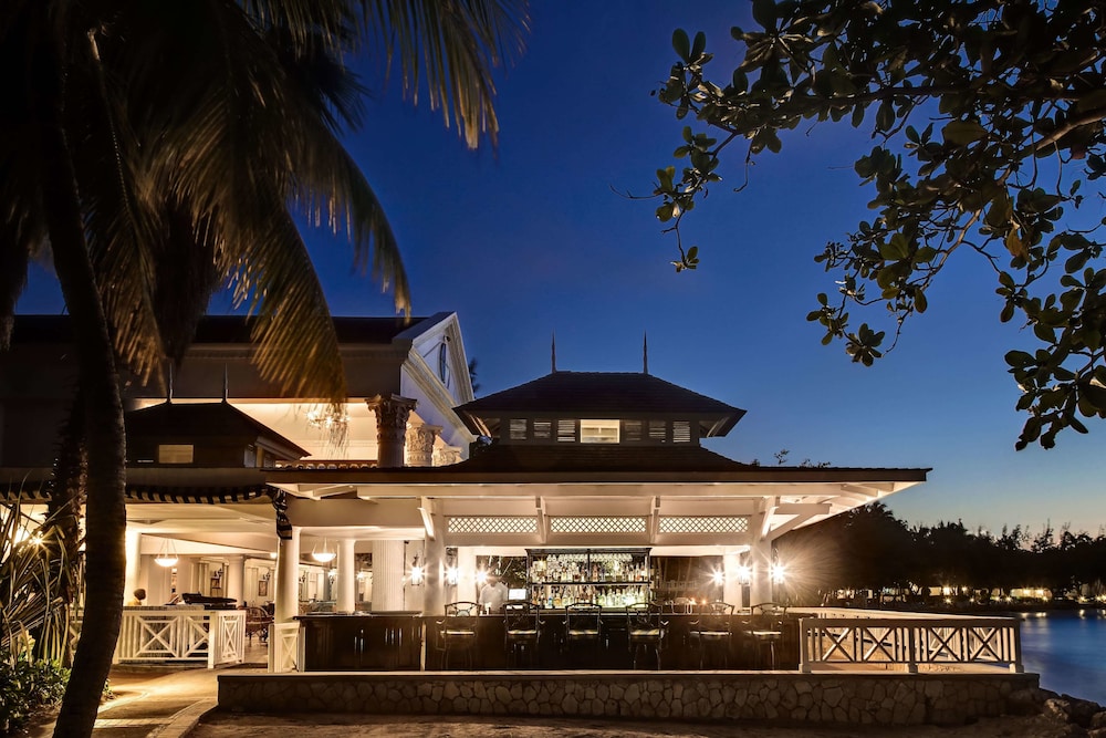 Half Moon — Restaurant & bars in Montego Bay