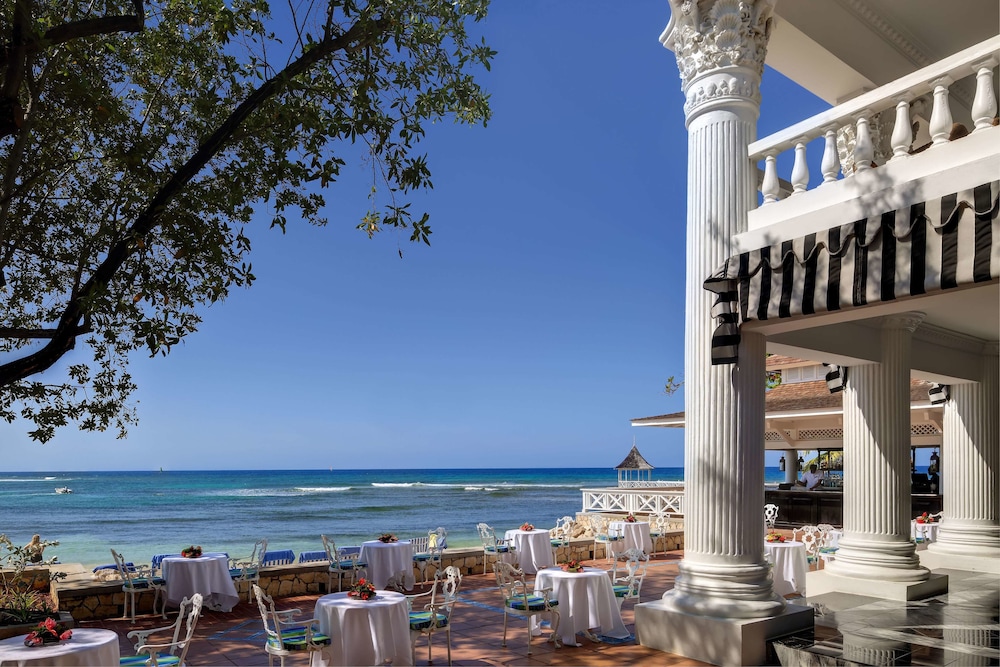 Half Moon — Restaurant & bars in Montego Bay
