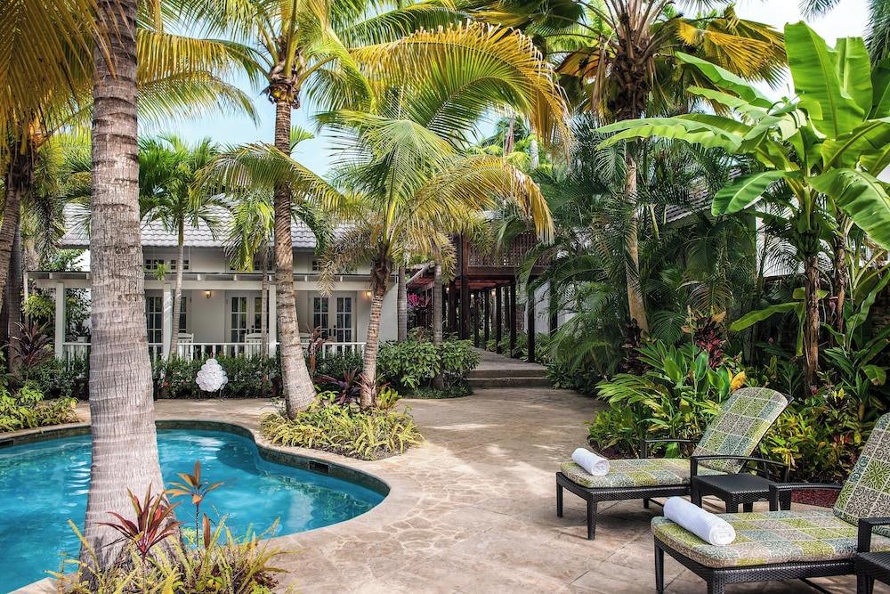 Half Moon — Swimming pool in Montego Bay