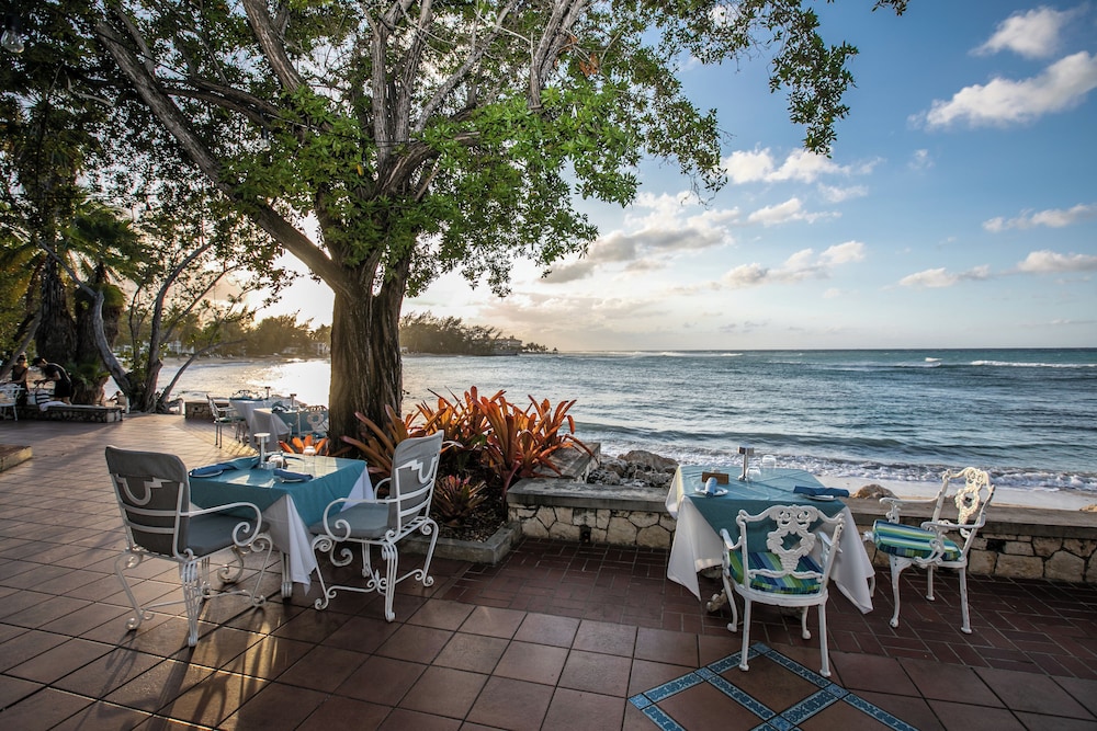 Half Moon — Restaurant & bars in Montego Bay