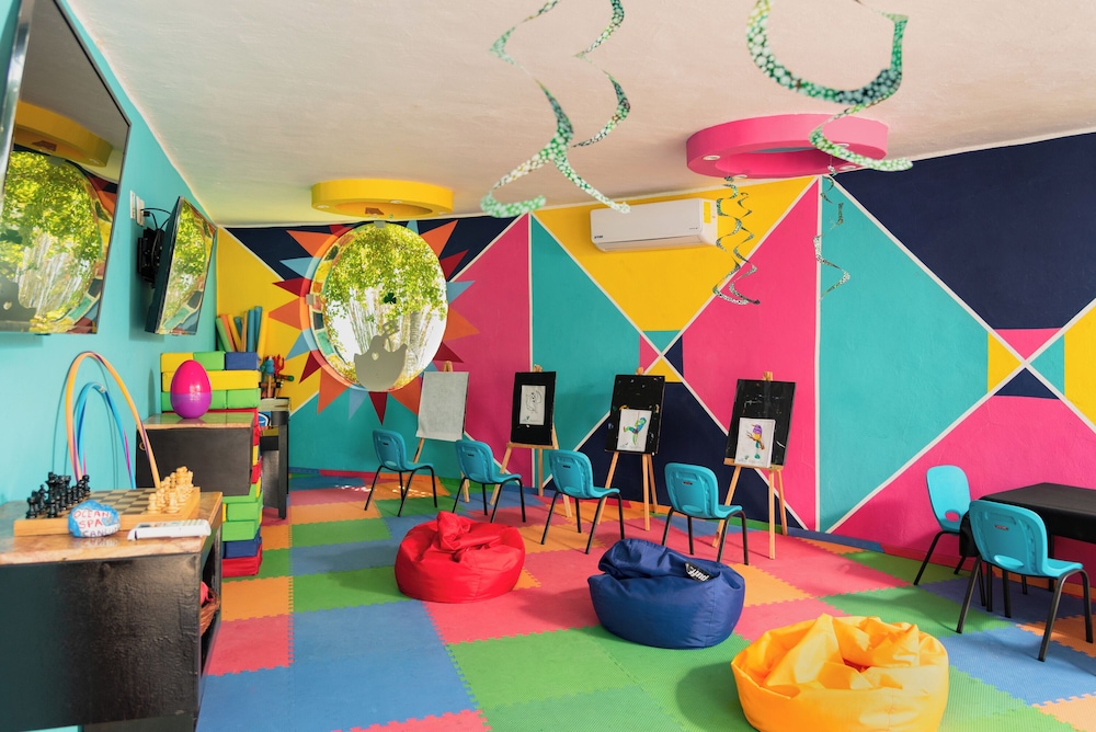 Ocean Spa Hotel – All Inclusive — Attractions for children in Cancun, Quintana Roo